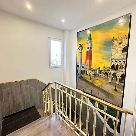 Vacation Venice בית הארחה 3*
