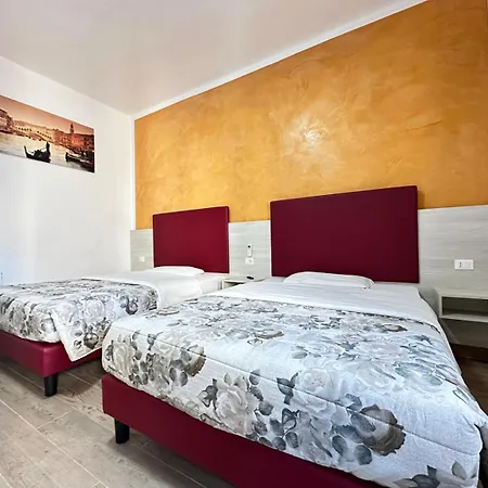 בית הארחה Vacation Venice 3*