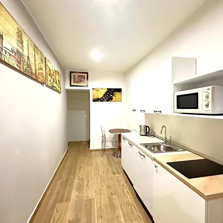 베케이션 베니스 룸스 3* 메스트레