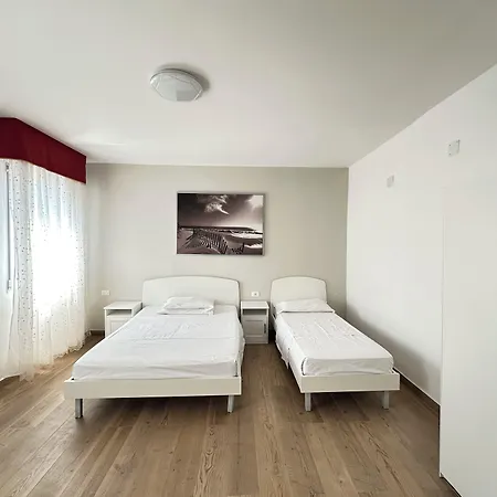 베케이션 베니스 룸스 3*