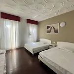 Vacation Venice Гостевой дом 3*